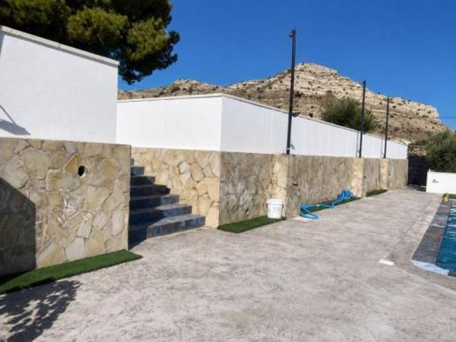 Chalet en venta en el Vinalopó Mitjà / El Vinalopó Medio, Valencia
