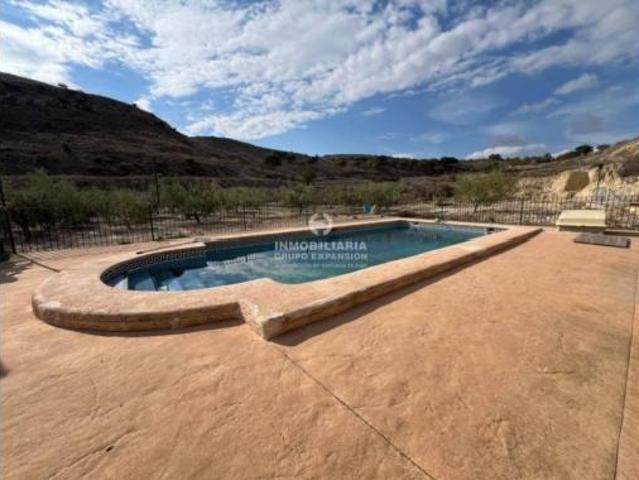 Chalet en venta en el Vinalopó Mitjà / El Vinalopó Medio, Valencia