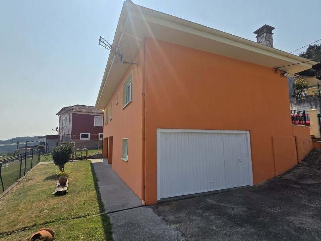 Chalet en venta en Praúa, Pravia