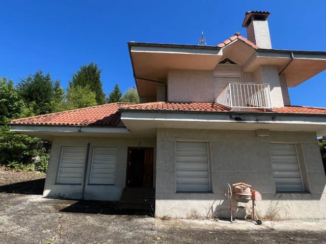 Chalet en venta en Ribera De Arriba, Asturias