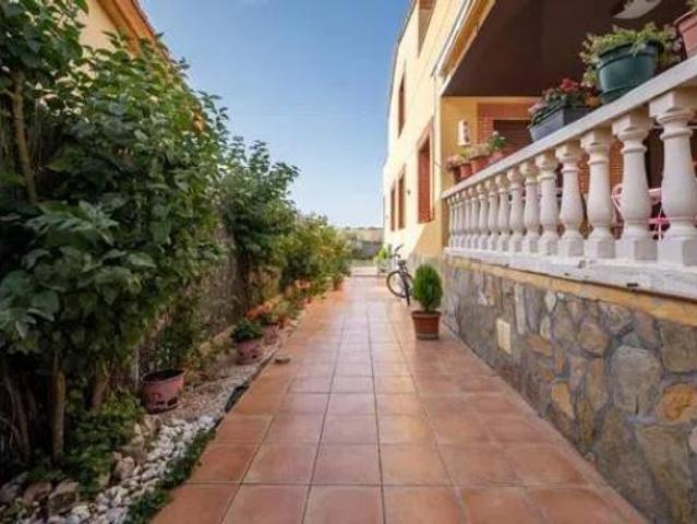 Chalet en venta en La Alamedilla del Berrocal, Ávila