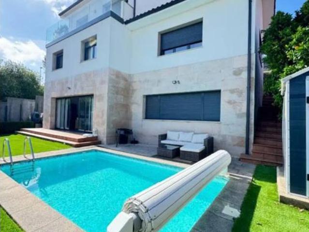Chalet en venta en Valgranda, Avilés