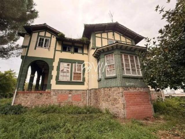 Chalet en venta en Miranda, Avilés