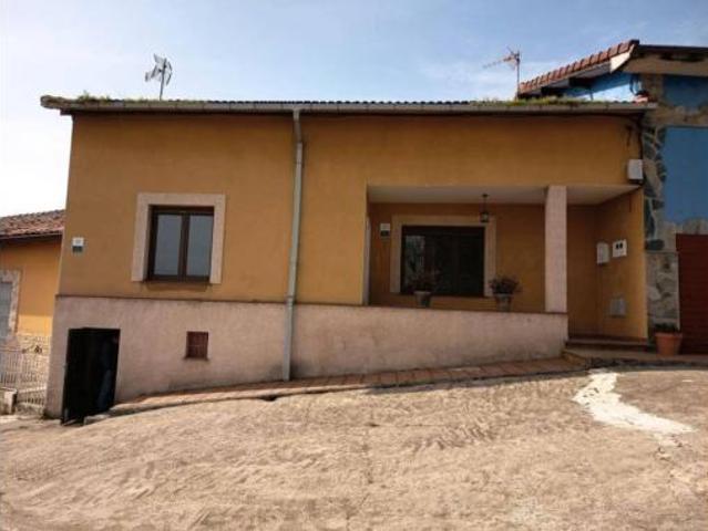 Chalet en venta en Avilés, Asturias