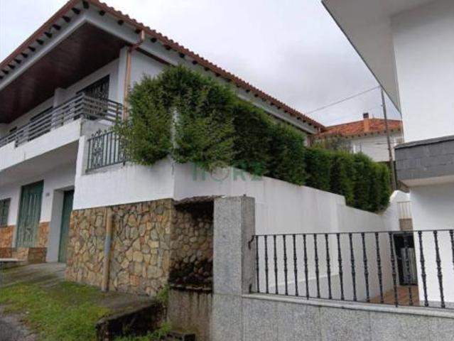 Chalet en venta en Avión, Ourense