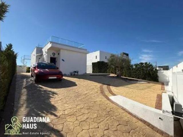 Chalet en venta en Costa Esuri, Costa Occidental