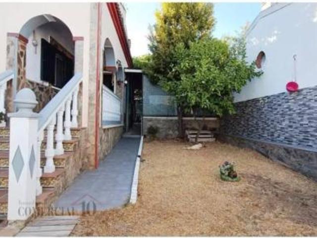 Chalet en venta en Club Campo Pino, Badajoz