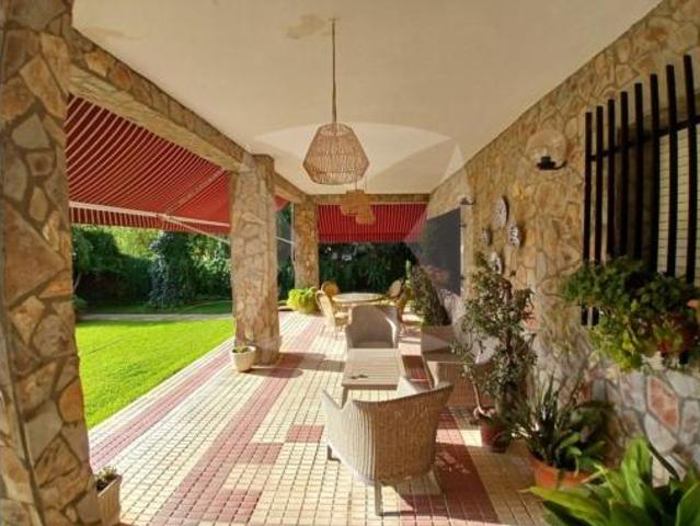Chalet en venta en Dehesilla de Calamón, Badajoz