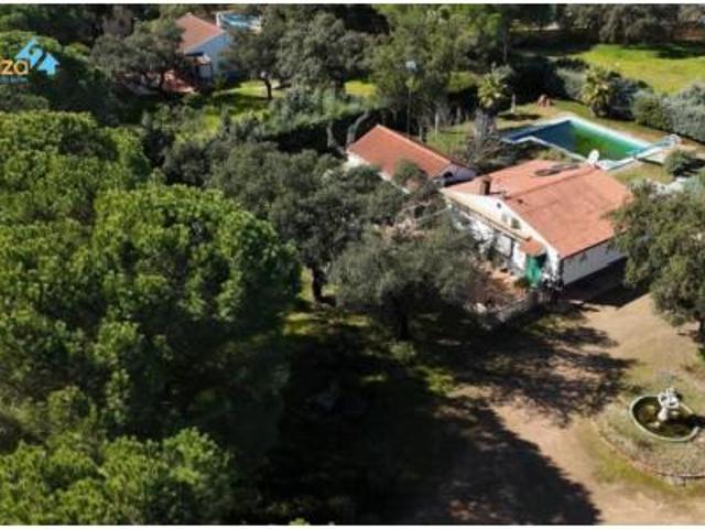 Villa en venta en Badajoz, Los Cuarteles