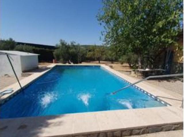 Villa en venta en Baeza