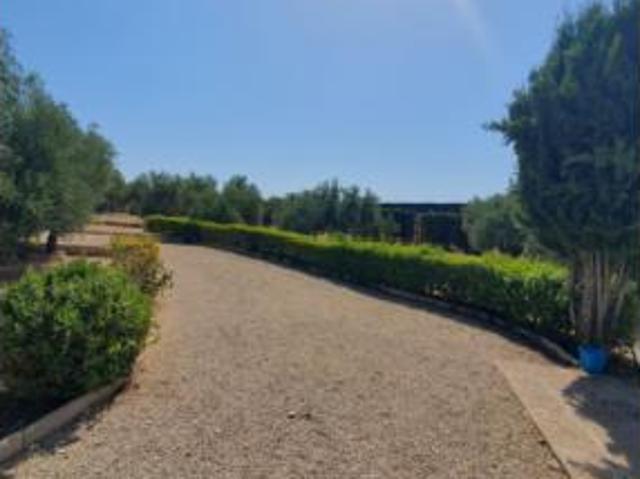 Chalet en venta en Baeza, Andalucía