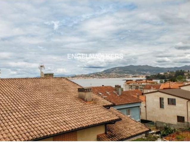 Chalet en venta en Baíña, Vigo