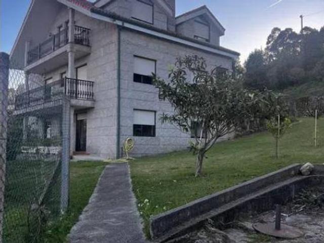 Chalet en venta en Baíña, Vigo
