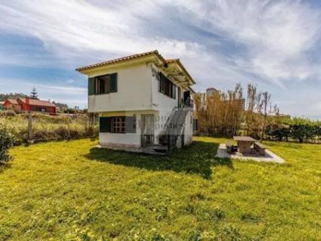 Chalet en venta en Baredo, Vigo