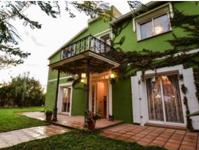 Villa en venta en Banyeres Del Penedès