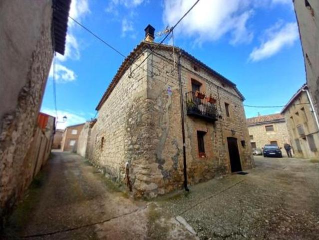 Chalet en venta en Baraona, Soria