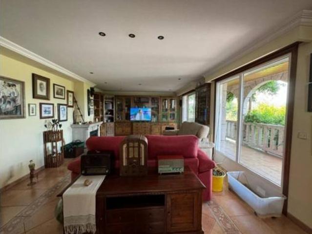 Villa en venta en Barbadás, San Amaro