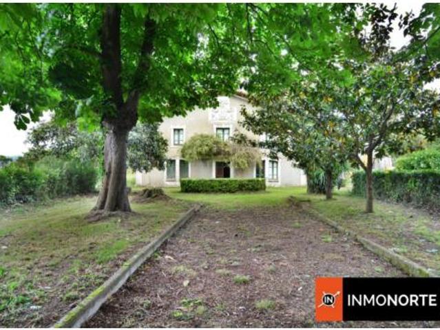 Chalet en venta en Paderne, Cantabria