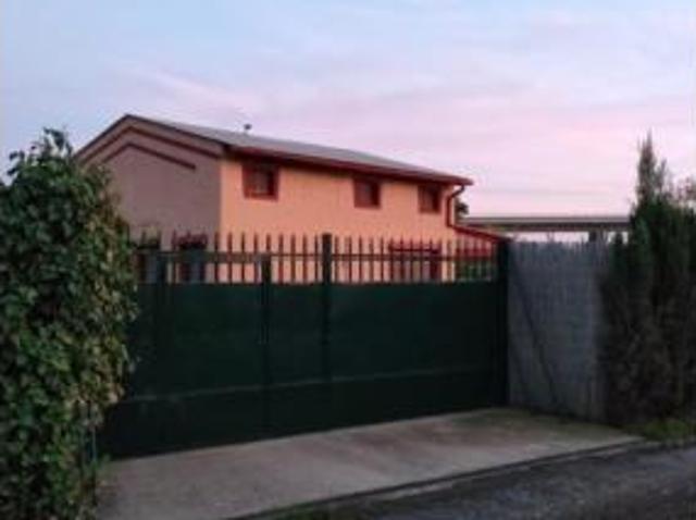 Villa en venta en Bardallur