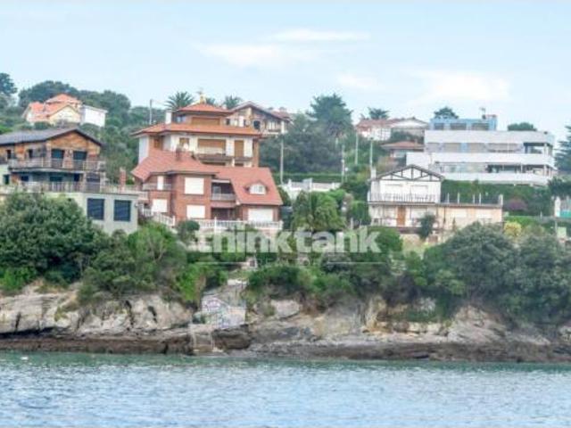 Chalet en venta en Bareyo, Cantabria