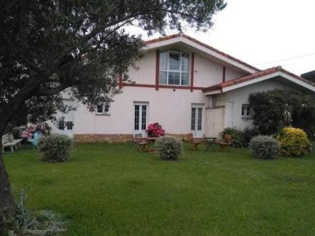 Chalet en venta en Barrika, Guipúzcoa