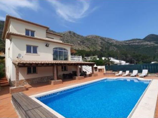 Chalet en venta en la Drova, Barx