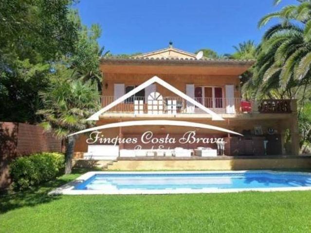 Chalet en venta en sa Riera, Baix Empordà