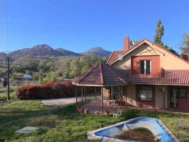 Chalet en venta en Palomares, Béjar