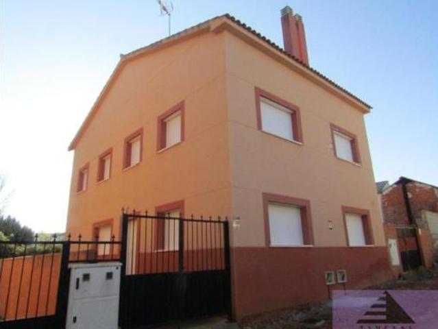 Chalet en venta en Belmonte De Tajo, Madrid