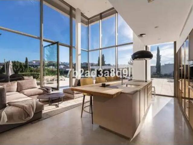 Chalet en venta en La Alquería-El Paraíso, Costa del Sol Occidental