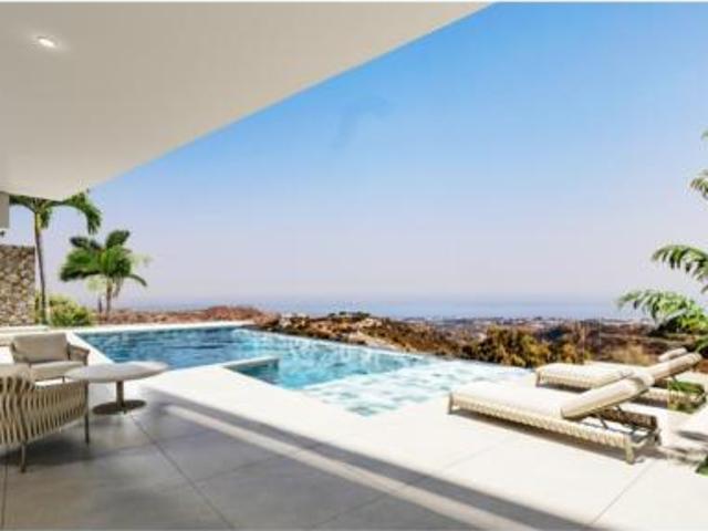 Chalet en venta en Montemayor, Costa del Sol Occidental