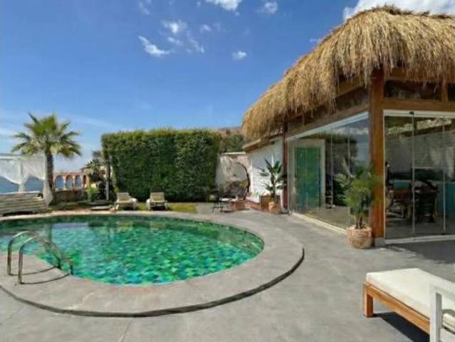 Chalet en venta en La Perla-Torremuelle, Costa del Sol Occidental