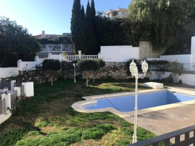 Chalet en venta en La Capellanía, Benalmádena