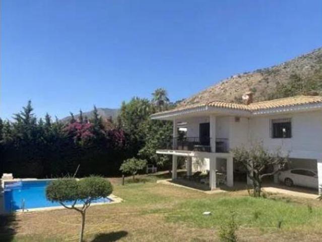 Chalet en venta en La Capellanía, Benalmádena