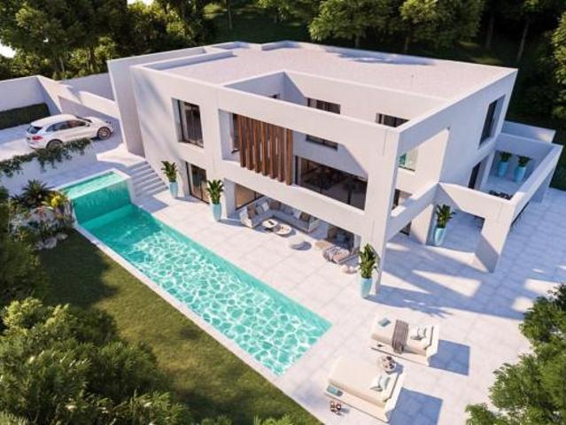 Chalet en venta en La Perla-Torremuelle, Costa del Sol Occidental