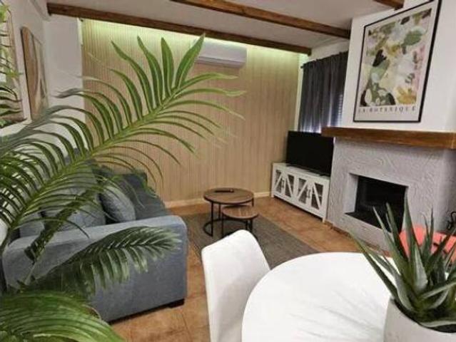 Chalet en venta en Benatae, Andalucía