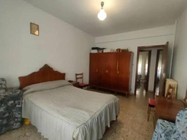 Chalet en venta en Santa Clara, Benavente