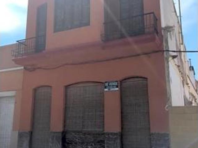 Villa en venta en Benejúzar