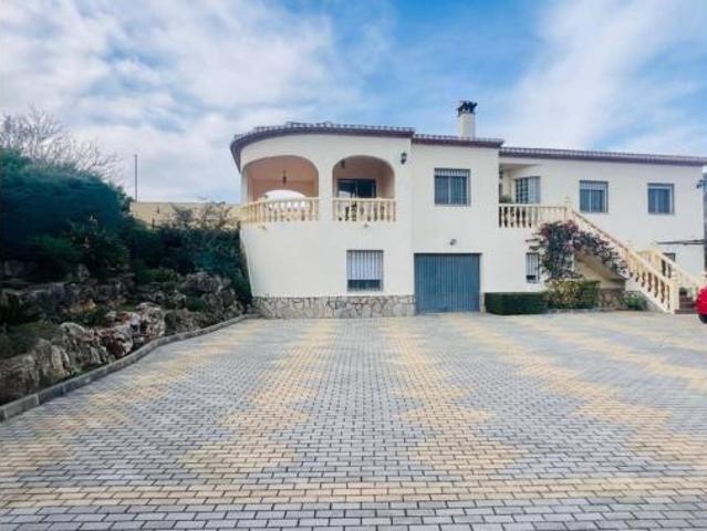 Villa en venta en Beniarbeig