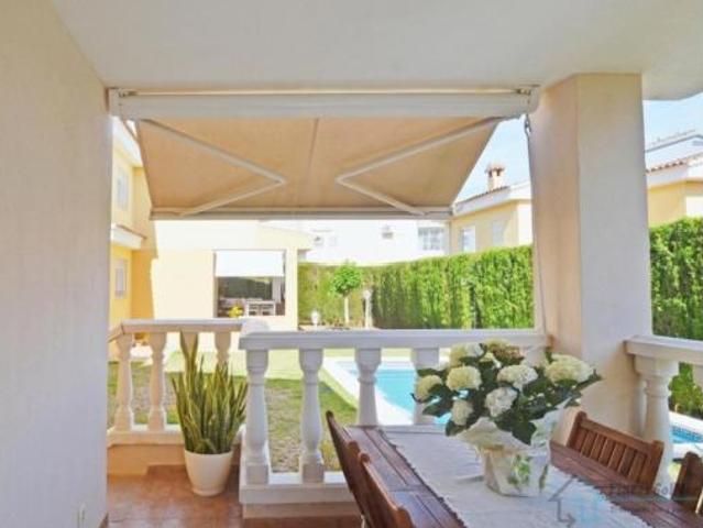 Chalet en venta en Mas dels Frares, la Plana Alta