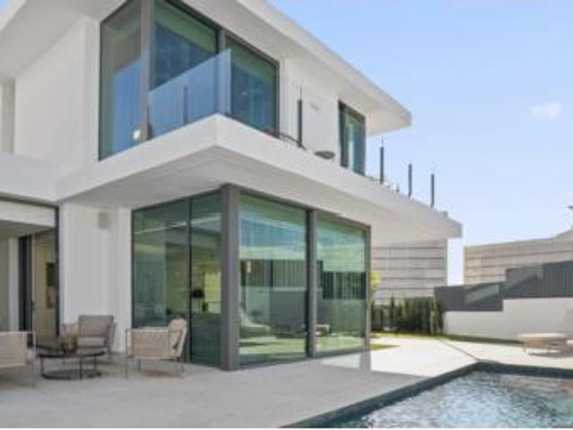 Chalet en venta en la Marina Baixa, Valencia