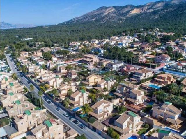 Villa en venta en Benidorm