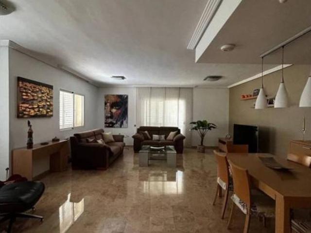 Villa en venta en Benidorm