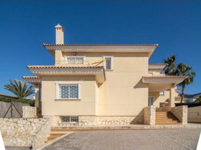 Villa en venta en Benidorm