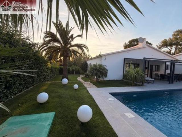 Chalet en venta en la Marina Baixa, Valencia