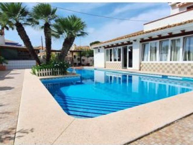 Chalet en venta en la Marina Baixa, Valencia
