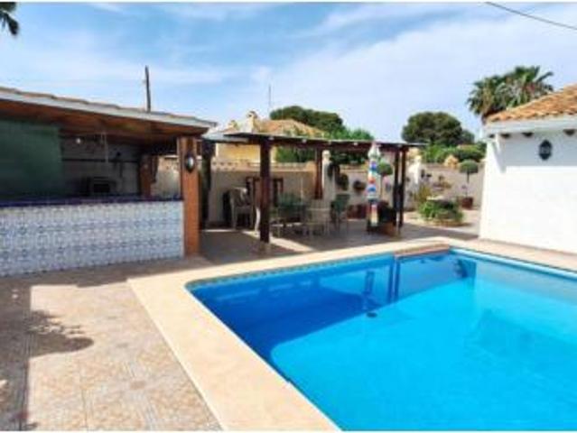 Chalet en venta en la Marina Baixa, Valencia