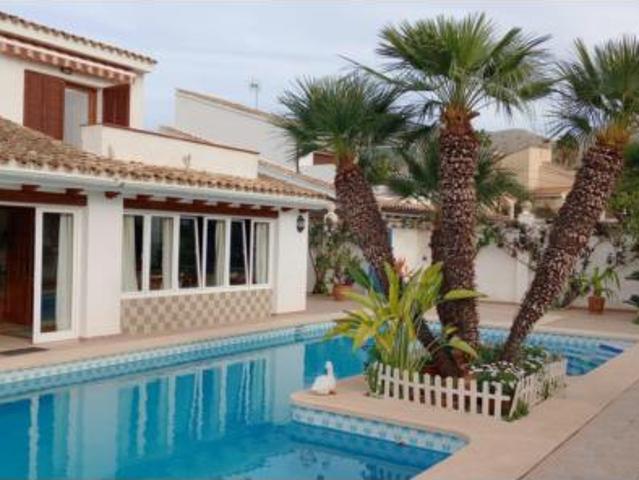 Chalet en venta en la Marina Baixa, Valencia