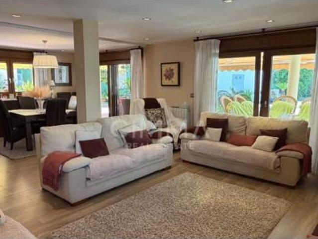 Chalet en venta en la Marina Baixa, Valencia