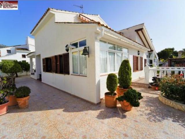 Chalet en venta en la Marina Baixa, Valencia